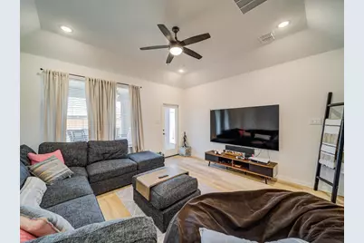 1820 Temple Hills, Van Alstyne, TX 75495 - Photo 11