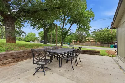 729 Hettie Street, Denton, TX 76209 - Photo 13