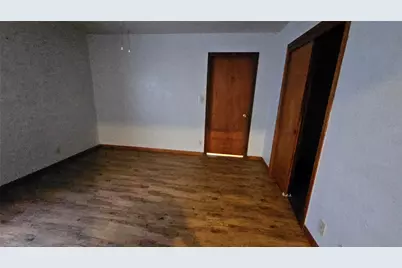 408 Buchanan Street, Whitesboro, TX 76273 - Photo 7