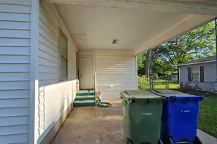 408 Buchanan St, Whitesboro, TX 76273 - Photo 13