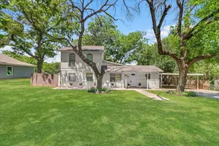 643 E Columbia Dr, Azle, TX 76020 - Photo 1