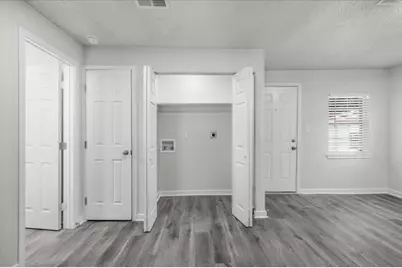643 E Columbia Drive, Azle, TX 76020 - Photo 13