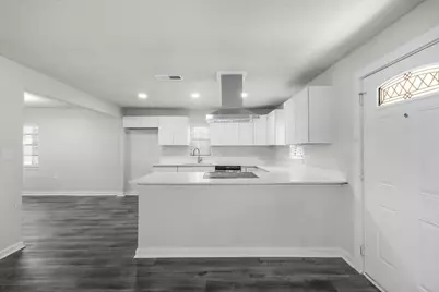 643 E Columbia Drive, Azle, TX 76020 - Photo 5