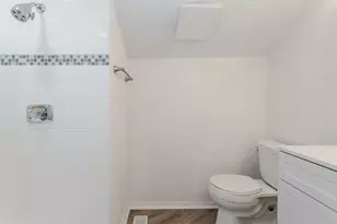 5590 Spring Valley Rd, Dallas, TX 75254 - Photo 13