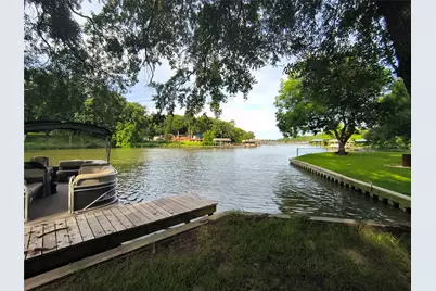 180 Arrowhead Street, Mabank, TX 75156 - Photo 1