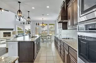 510 Zinnia Loop, Midlothian, TX 76065 - Photo 11