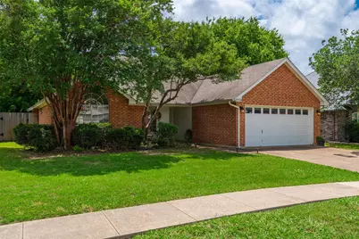 5916 Hillglen Drive, Watauga, TX 76148 - Photo 3