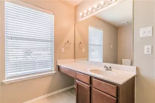 560 Griffith Dr, Saginaw, TX 76179 - Photo 11