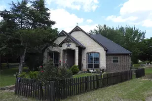 1468 Co Rd 4015, Savoy, TX 75479 - Photo 1