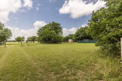 406 Cindy Lane, Lorena, TX 76655 - Photo 35