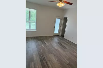 1211 W 6th Street, Lampasas, TX 76550 - Photo 23