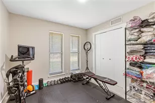 4014 Kerr Cir, Farmers Branch, TX 75244 - Photo 15