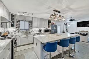 1401 Greentree Ln, Garland, TX 75042 - Photo 9