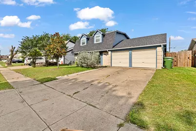 1401 Greentree Lane, Garland, TX 75042 - Photo 3