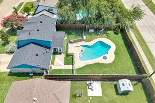 1401 Greentree Ln, Garland, TX 75042 - Photo 31