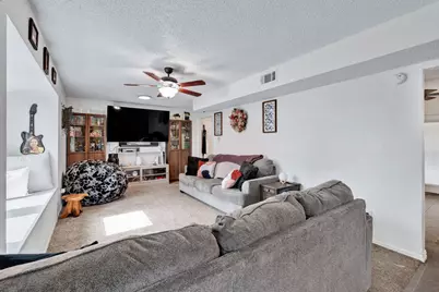 1401 Greentree Lane, Garland, TX 75042 - Photo 5