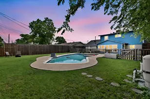 1401 Greentree Ln, Garland, TX 75042 - Photo 1