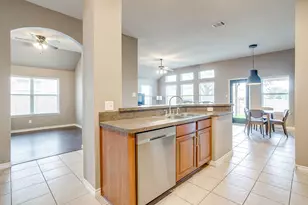 732 Evergreen Ct, Burleson, TX 76028 - Photo 19