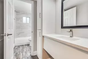 4701 Cedar Springs Rd, Dallas, TX 75219 - Photo 15