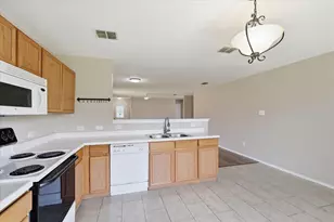 102 Pintail Ln, Sanger, TX 76266 - Photo 13