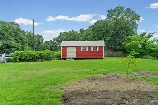 325 West Ln, Quinlan, TX 75474 - Photo 19