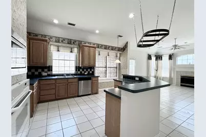 4704 Rockcreek Lane, Plano, TX 75024 - Photo 9