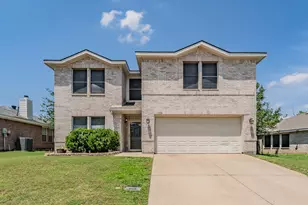 1036 Triple Crown Dr, Fort Worth, TX 76179 - Photo 1
