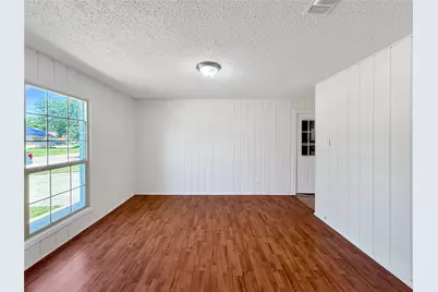 305 Deer Creek Road, Everman, TX 76140 - Photo 7