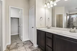 2979 Driftwood Ln, Lancaster, TX 75146 - Photo 9