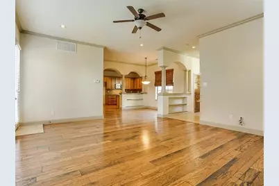3012 Carmel Street, Dallas, TX 75204 - Photo 9
