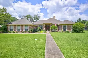 111 Trailwood Rd, Enchanted Oaks, TX 75156 - Photo 1