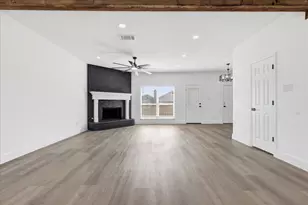 1428 Chapman Dr, Lancaster, TX 75134 - Photo 3