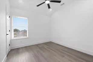 1428 Chapman Dr, Lancaster, TX 75134 - Photo 17