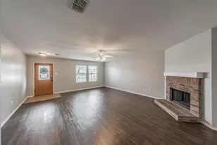 208 Weber River tr, Fort Worth, TX 76140 - Photo 5