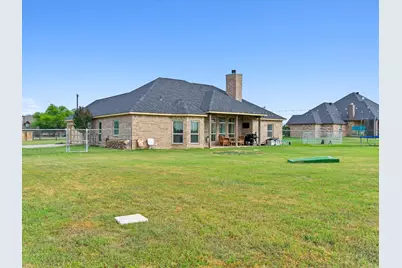 101 Eagles Crest Lane, Weatherford, TX 76087 - Photo 33