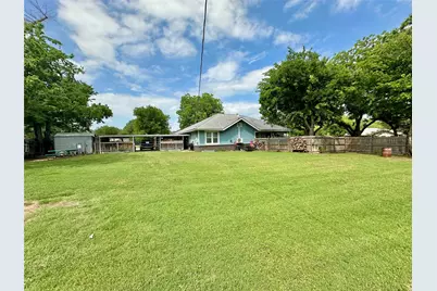 121 N Homer Street, Ranger, TX 76470 - Photo 3