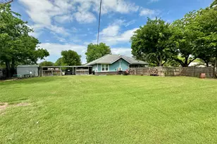 121 N Homer St, Ranger, TX 76470 - Photo 3