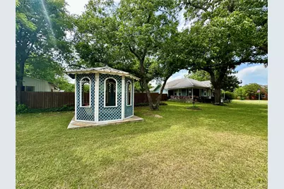 121 N Homer Street, Ranger, TX 76470 - Photo 35