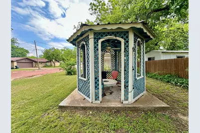 121 N Homer Street, Ranger, TX 76470 - Photo 15
