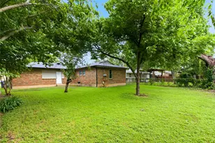 3712 Stadium Dr, Fort Worth, TX 76109 - Photo 25