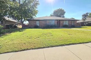 2720 Crow Valley Trail, Plano, TX 75023 - Photo 1