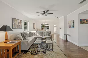 10605 Le Mans Dr, Dallas, TX 75238 - Photo 5