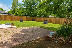 7806 Creek View Dr, Rowlett, TX 75089 - Photo 13