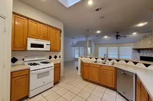 3736 Pinetree Dr, McKinney, TX 75070 - Photo 5