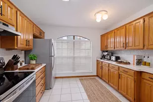 1917 Village Creek Dr, Garland, TX 75040 - Photo 9
