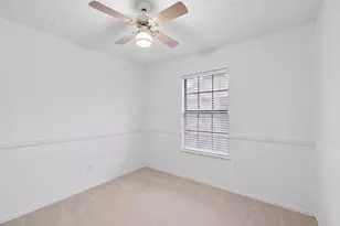 1917 Village Creek Dr, Garland, TX 75040 - Photo 19