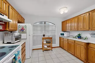 1917 Village Creek Dr, Garland, TX 75040 - Photo 11