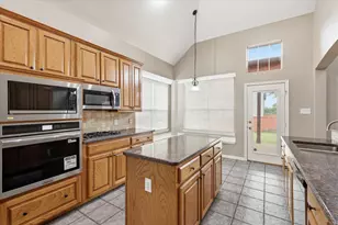 2001 Bishop Dr, Flower Mound, TX 75028 - Photo 15