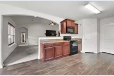 1314 Lucchese Lane, Dallas, TX 75253 - Photo 9