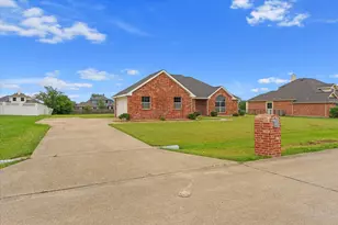 503 Margaret St, Fate, TX 75189 - Photo 5